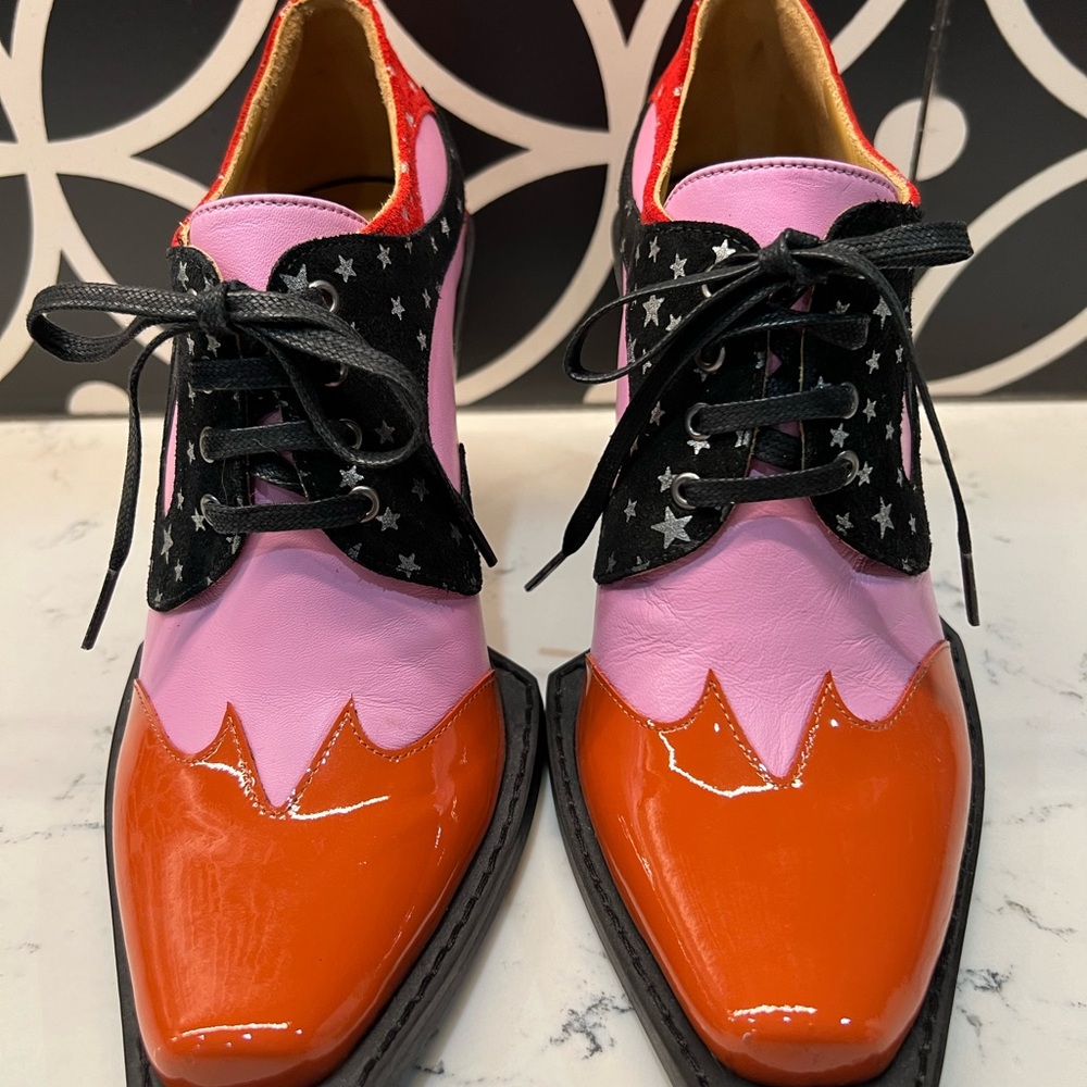 Dali Contrast Lace up shoes M7/W9